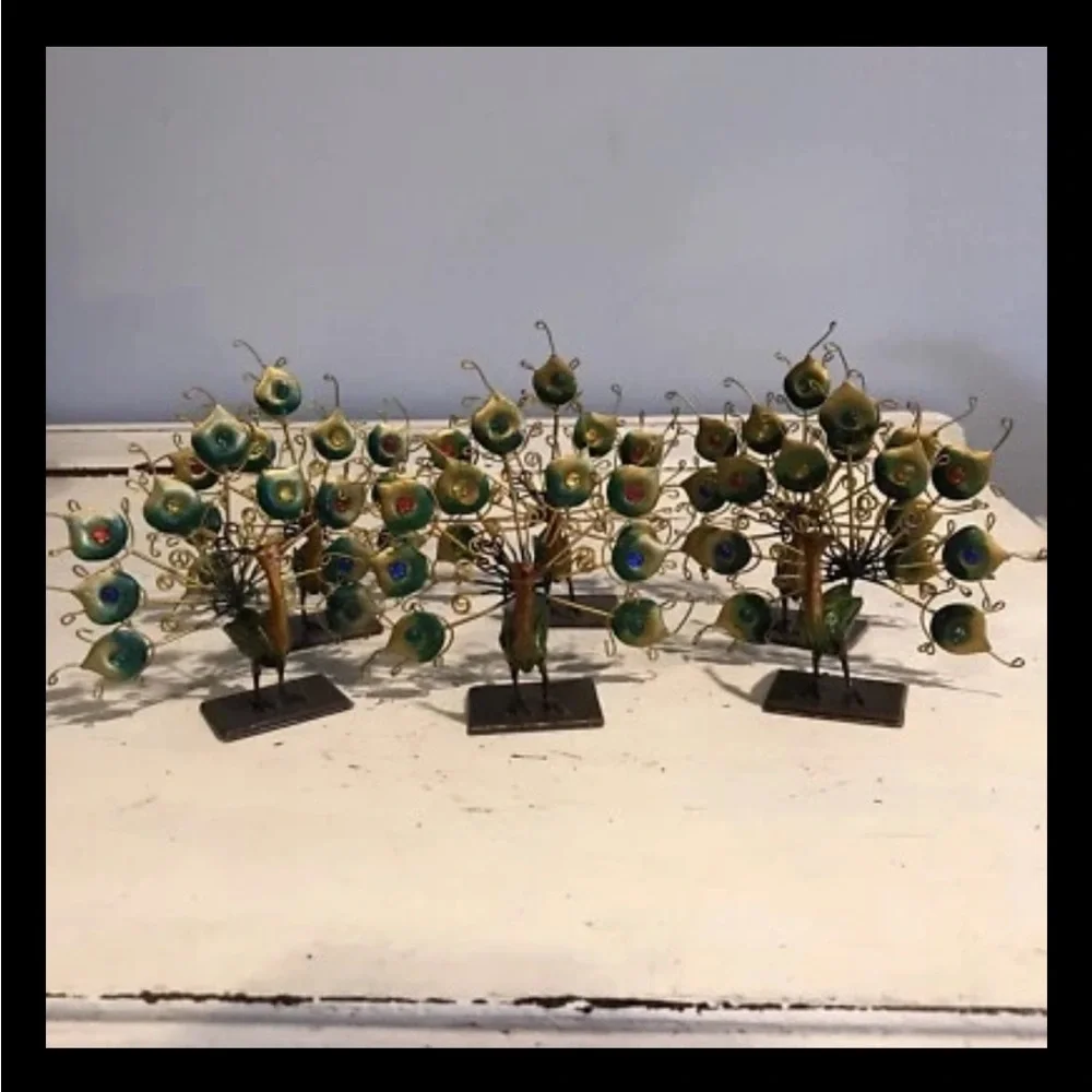 Vintage Pier 1 Imports Decorative Brass Wire Peacock Place Card Holder Figurines